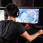 Mengapa Esports Semakin Populer Di Kalangan Muda - Ketenaran Esports di Golongan Anak Belia: Kejadian Garis besar dalam Bumi Gaming.