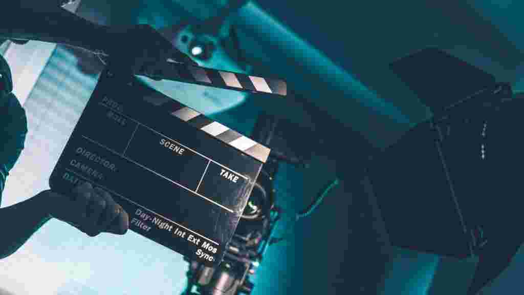 Pengaruh Teknologi Terhadap Dunia Film - Gimana Teknologi Mengganti Bumi Perfilman: Dari Era Klasik ke Masa AI.