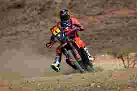 Sanders Cetak Hattrick di Akhir Chrono 48 Jam Dakar - Daniel Sanders menjadi pebalap pertama yang meraih tiga
