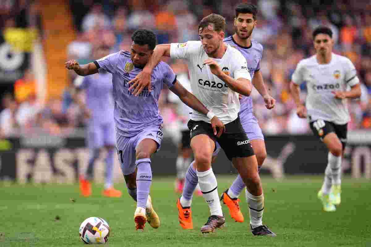 Valencia Vs Real Madrid - Kembalinya Sisi Beringas Vinicius Junior di Stadion Mestalla. Real Madrid meraih poin penuh