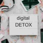 Pentingnya Detoksifikasi Digital Bagi Kesehatan Mental - Khasiat Detoks Digital dari Gadget serta Alat Sosial. Dalam kehidupan