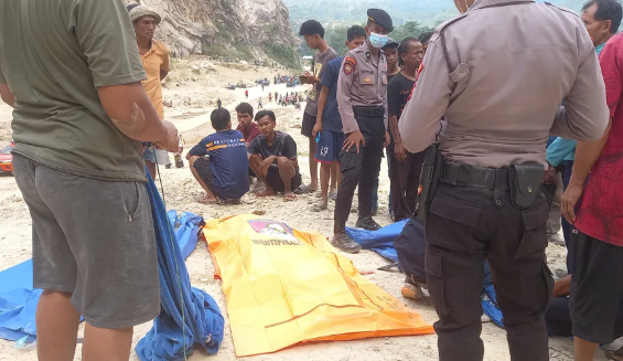 Gugur Di Tambang Galian C Gunung Jaran Cirebon 14 Pekerja Tewas
