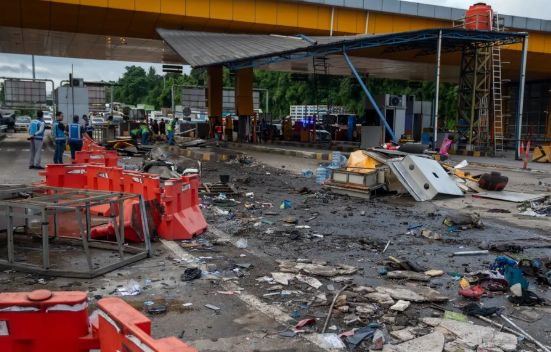 Truk Berandalan Jadi Momok Menyeramkan Masyarakat Kota
