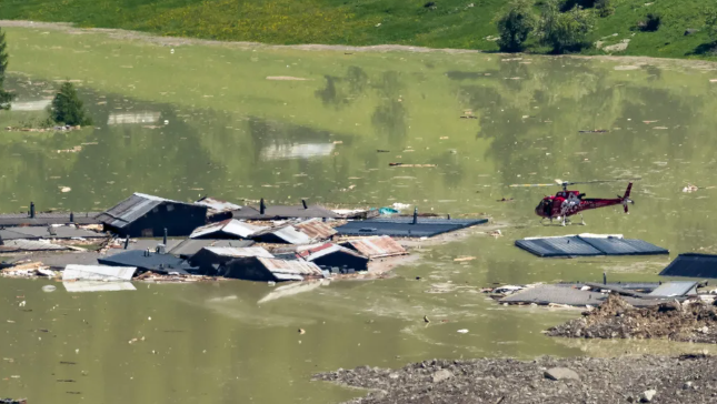 Di Balik Longsoran Es Yang Menimbun Dusun Blatten Swiss