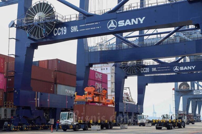 Indonesia Catat Surplus Perdagangan Tertinggi dalam Dua Tahun