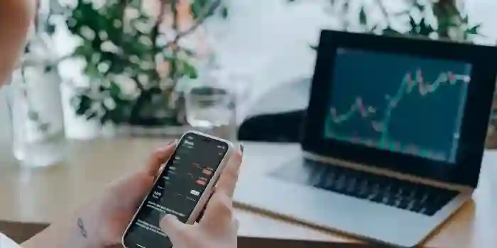 Investasi Jangka Panjang Membawa Keuntungan Stabil Di Masa Depan - Banyak orang bertugas keras buat penuhi