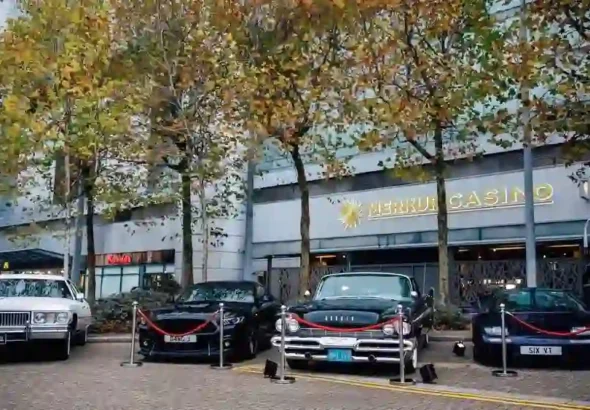 Kasino MERKUR Milton Keynes meluncurkan kalender acara langsung dengan pertunjukan tinju terkenal