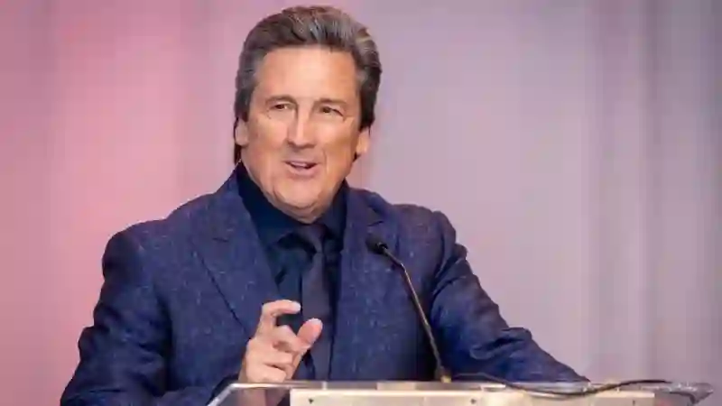 CEO MGM Melaporkan Tonggak Sejarah Proyek Asia Selama Sesi Komisi Permainan Nevada