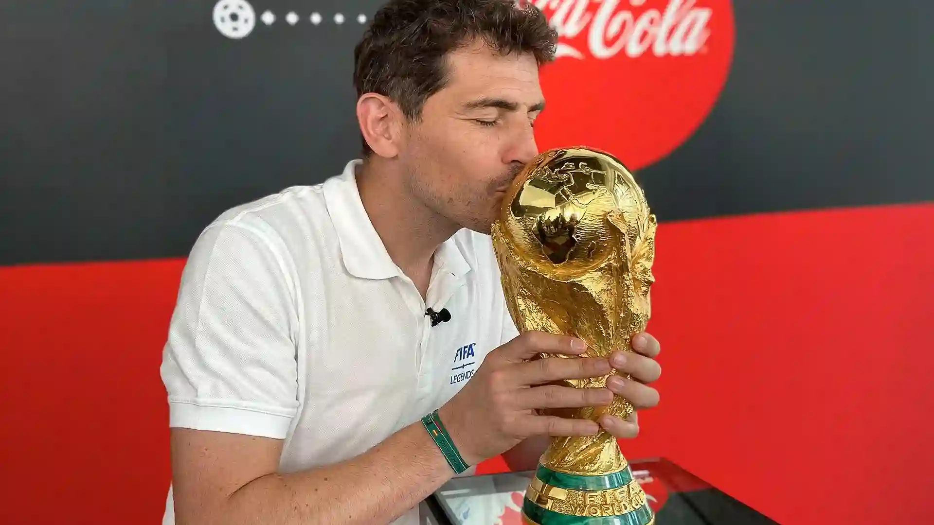 Stake menunjuk legenda sepak bola Spanyol, Iker Casillas, sebagai Duta Global menjelang Piala Dunia 2026